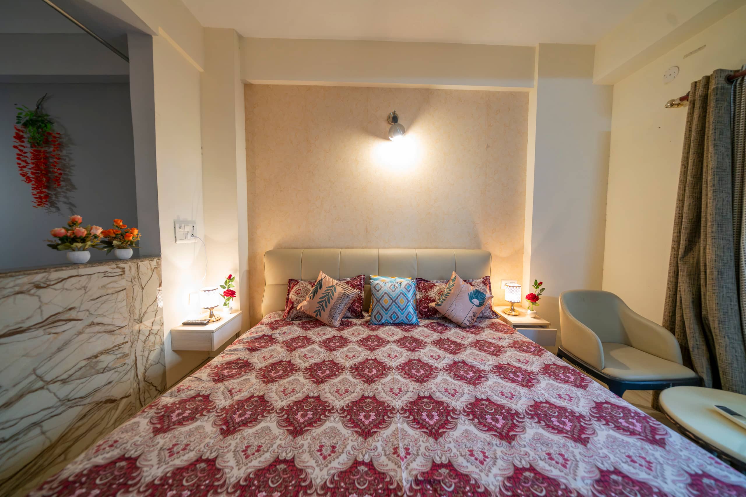 Madhav Orchid 1BHK Studio Apartment By Homeyhuts - Tap to explore photos