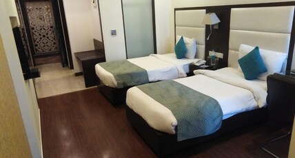 Hotel DS Clarks Inn Gurgaon Room Type - Executive room with Twin Bed