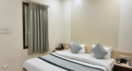 HARI HARAN PRESTIGE Room Type - Deluxe Room