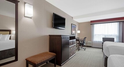 Best Western Plus Port O'Call Hotel Room Type - 2 Queen Beds, Non-Smoking, Larger Room, Murphy Bed, Pool View, Refrigerator, Walk In Shower Best Western Plus Port O'Call Hotel Room Type - 2 Queen Beds, Non-Smoking, Larger Room, Murphy Bed, Pool View, Refrigerator, Walk In Shower