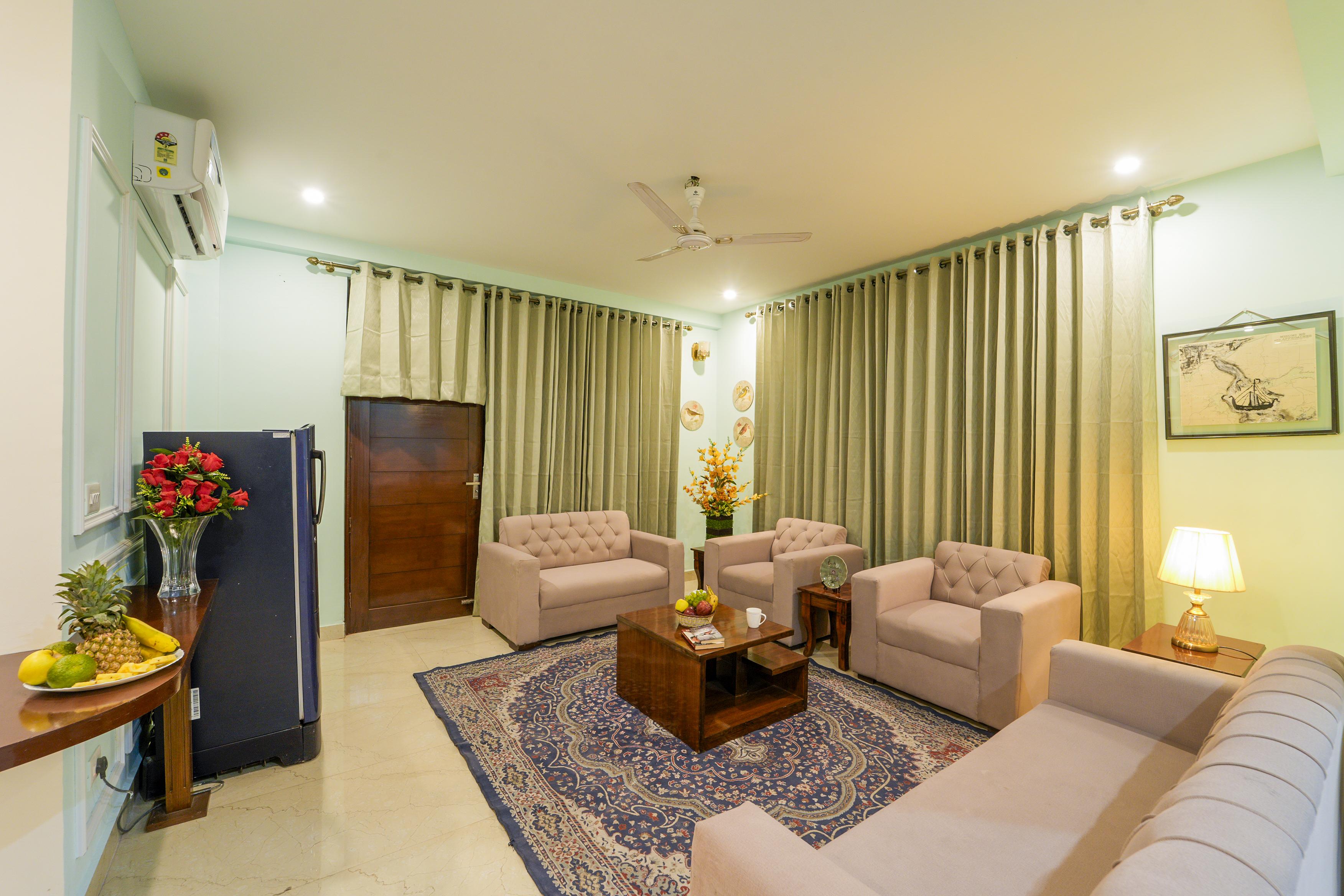 Chandler 3 BHK Villa - Tap to explore photos