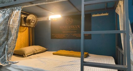 sinhassan 104 Dormitory Hostel Backpackers  Room Type - Bed in a Dorm Room