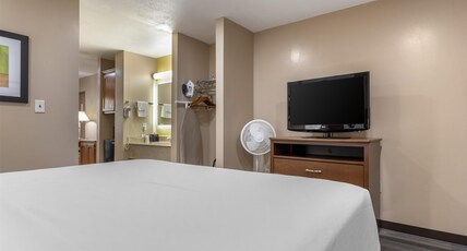 SureStay Plus Hotel By Best Western Poteau Room Type - Suite-1 King Bed, Non-Smoking, Flat Screen Television, Dining Table, High Speed Internet Access, Mic SureStay Plus Hotel By Best Western Poteau Room Type - Suite-1 King Bed, Non-Smoking, Flat Screen Television, Dining Table, High Speed Internet Access, Mic