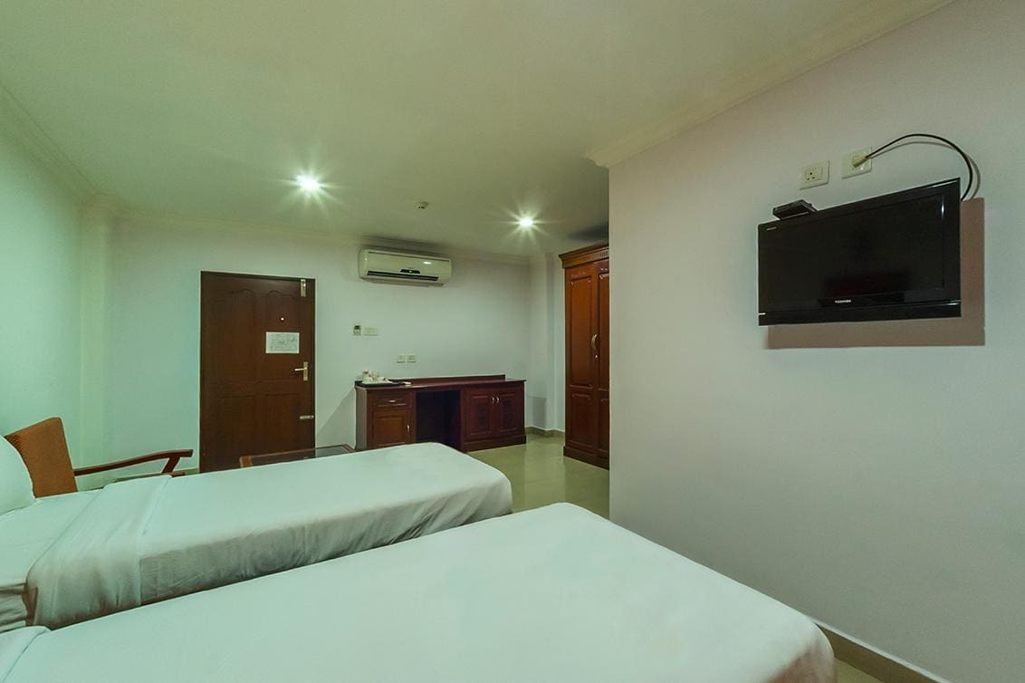hotel Kalai - Tap to explore photos