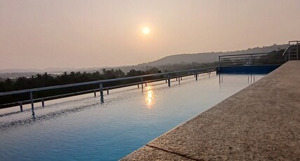 Couple Friendly suite 305 1BHK with Infinity Pool Room Type - Couple Friendly suite 305 1BHK with Infinity Pool