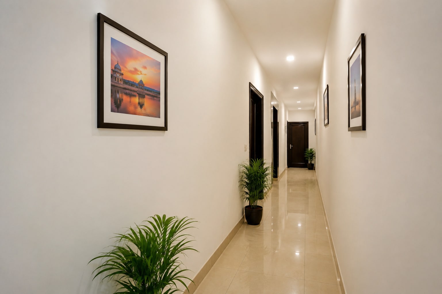 Hotel Unique HomeStay Lajpat Nagar - Tap to explore photos