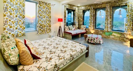 Shivohum Adventure Retreat Room Type - Royal Suite