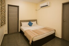 Photos of SHRI RADHEY KRISHNA PAYING GUEST HOUSE
