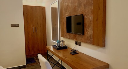 Zeenath Taj Gardens Room Type - SUPER DELUXE CHALET Zeenath Taj Gardens Room Type - SUPER DELUXE CHALET