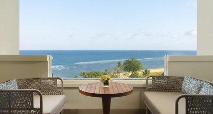 Hilton Bali Resort Room Type - ACCESSIBLE CLIFFTOWER POOL