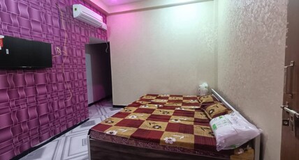 RAJ HOME AC Room with Attached Bathroom 2 4 Guests Room Type - Bedroom