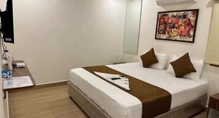 Hotel Ramakrishna Room Type - Deluxe Room (Non Smoking)