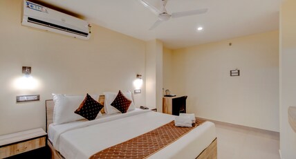 Hotel Sai Rain Tree Room Type - Double room non ac