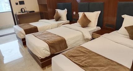 Hotel Gulmohar Tree Room Type - TRIPLE BED ROOM Hotel Gulmohar Tree Room Type - TRIPLE BED ROOM