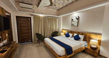 De Royale Montana Hotel and Resort Room Type - EXECUTIVE ROOM