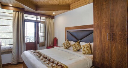 Hotel Shiwalik Regency - The Mall Road Room Type - Corner Deluxe Room (with Balcony and Hill View)- with one way pick up from lift at mall road to hote