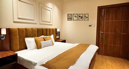 The Pals Homestay - Cozy Stay in Doon Room Type - Bedroom 1