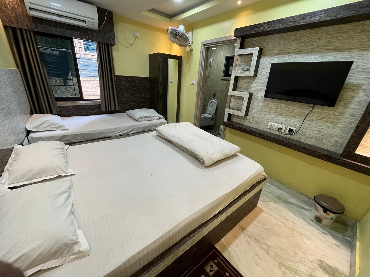 SIDRA GUEST HOUSE-PARK STREET - Tap to explore photos