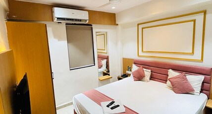 Hotel Cozzy Palace Room Type - Deluxe Room