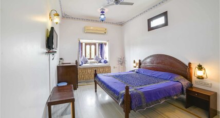 Sargam Sadan A Boutique Lake View Hotel Room Type - Deluxe Room with lake view