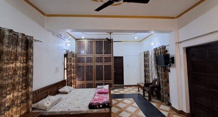 Divine Homestay (Haridwar) Room Type - Deluxe room with private balcony