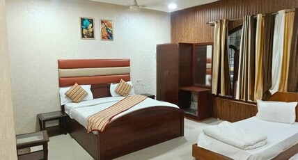JR ROOM'S Room Type - Deluxe Triple Room