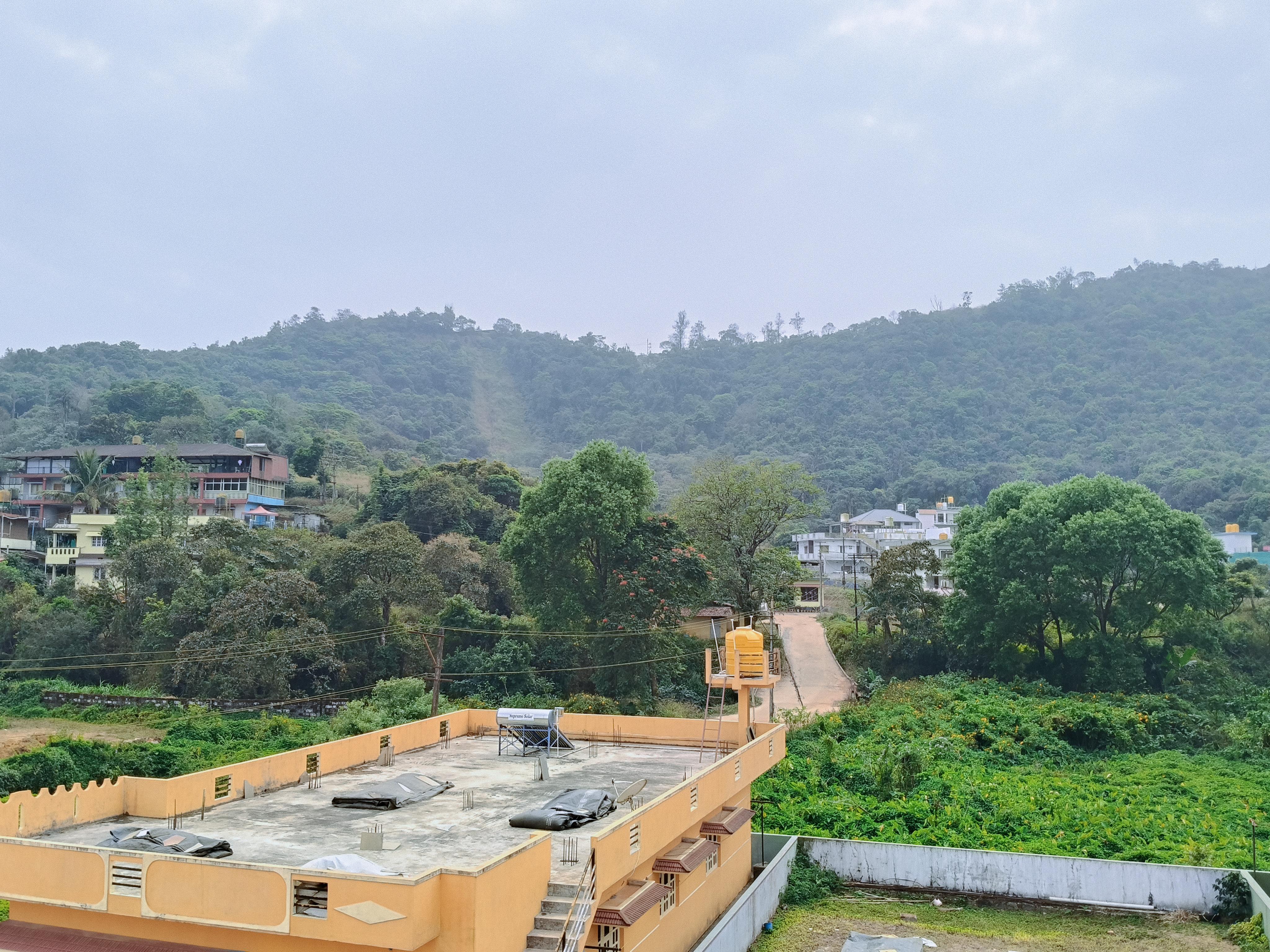 Neelu's Homestay - Tap to explore photos