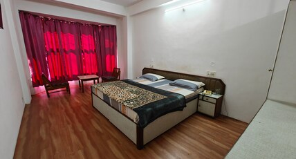 Hotel Utsav Room Type - Deluxe room
