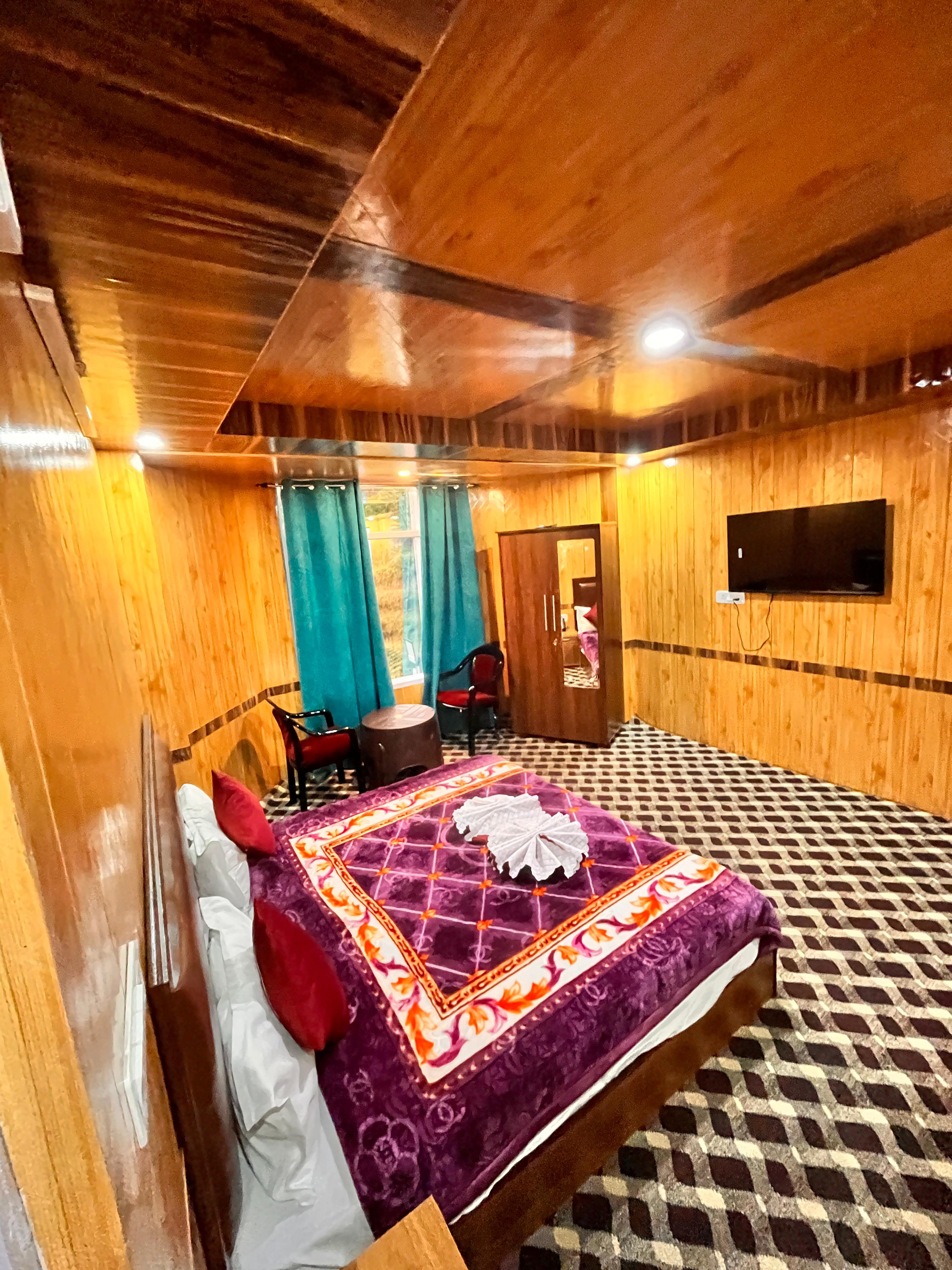 Lepta Home stay - Tap to explore photos