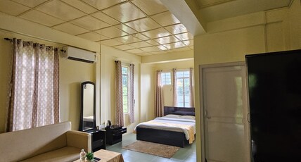 VESTAWOOD ORCHID RESORT Room Type - DELUXE ROOM
