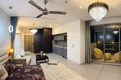 Skyline Serenity City views and River view