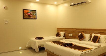 Hotel Jaidhan Room Type - Executive Triple