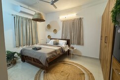 Bali Themed Studio w Pvt Terrace BBQ Nyt   Movie