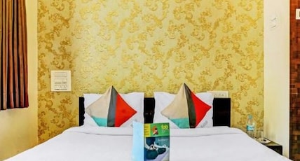 Hotel Vishnupriya Grand Room Type - Deluxe AC Room Hotel Vishnupriya Grand Room Type - Deluxe AC Room