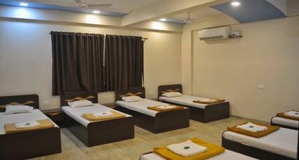 Blue Heaven Beach Resort, Tarkarli Room Type - 7 Bed AC Room
