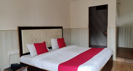 Hotel Green Woods Room Type - Standard Room