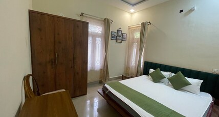 A spacious 2 BHK bunglaow with lawn Room Type - A spacious 2 BHK bunglaow with lawn
