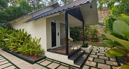 Lanka Valley Resorts Room Type - GARDEN VILLA