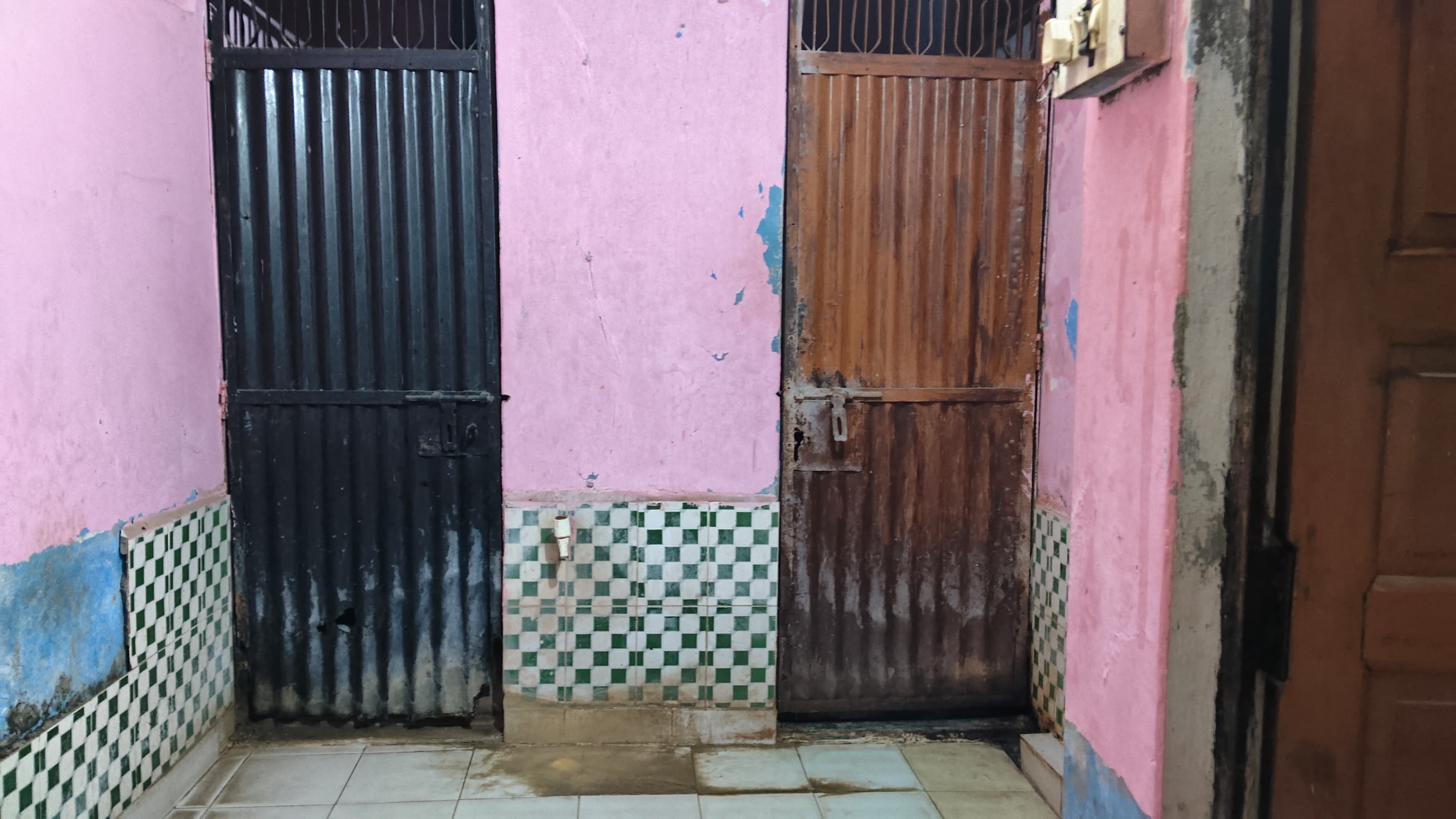 Best stay for mahakumbh - Tap to explore photos