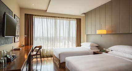 Renaissance Ahmedabad Hotel, A Premium Marriott Hotel Room Type - Superior Twin City/Garden View