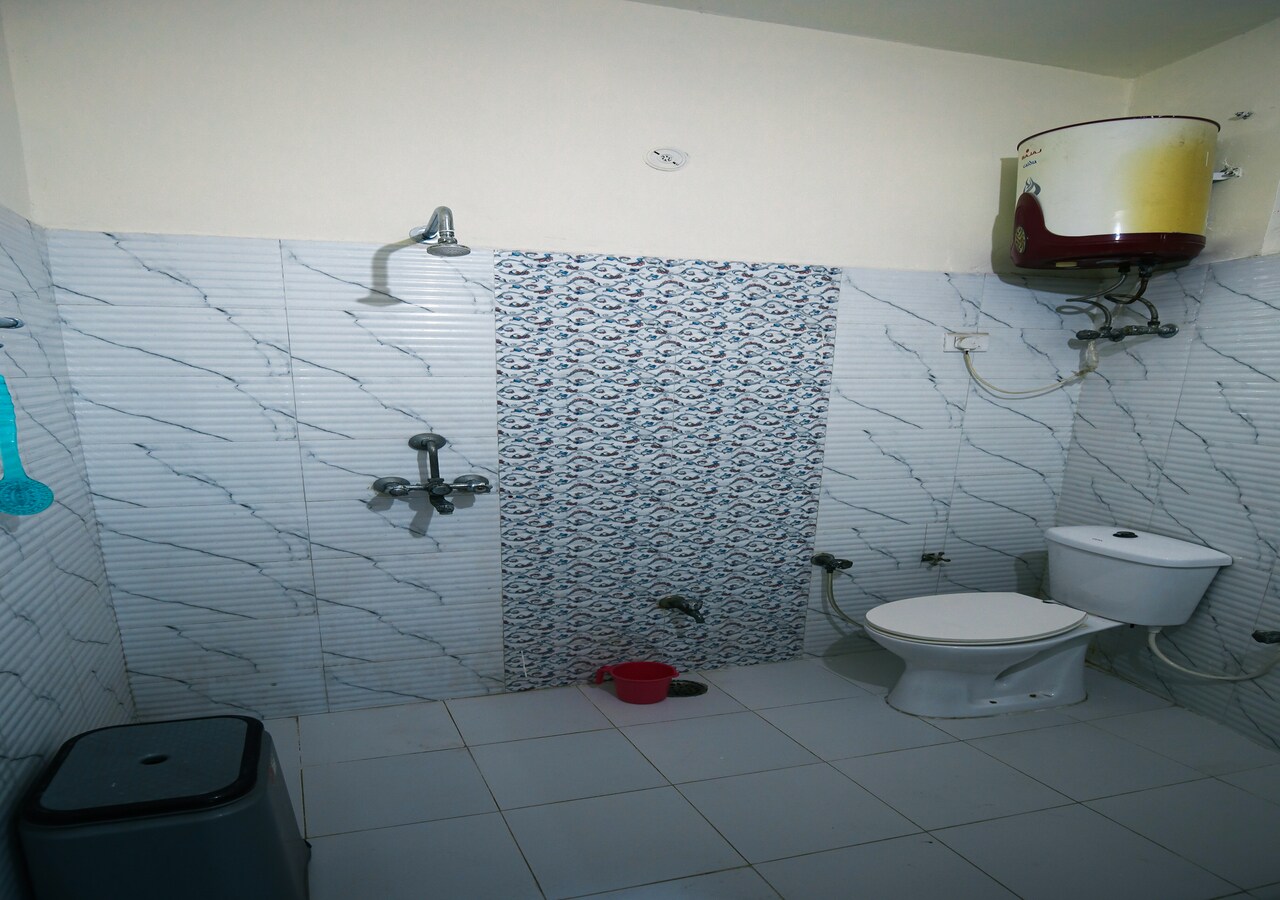 Homestay Vrindavan - Tap to explore photos