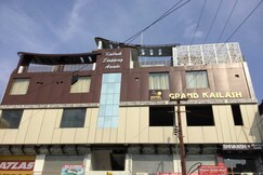 Hotel grand kailash