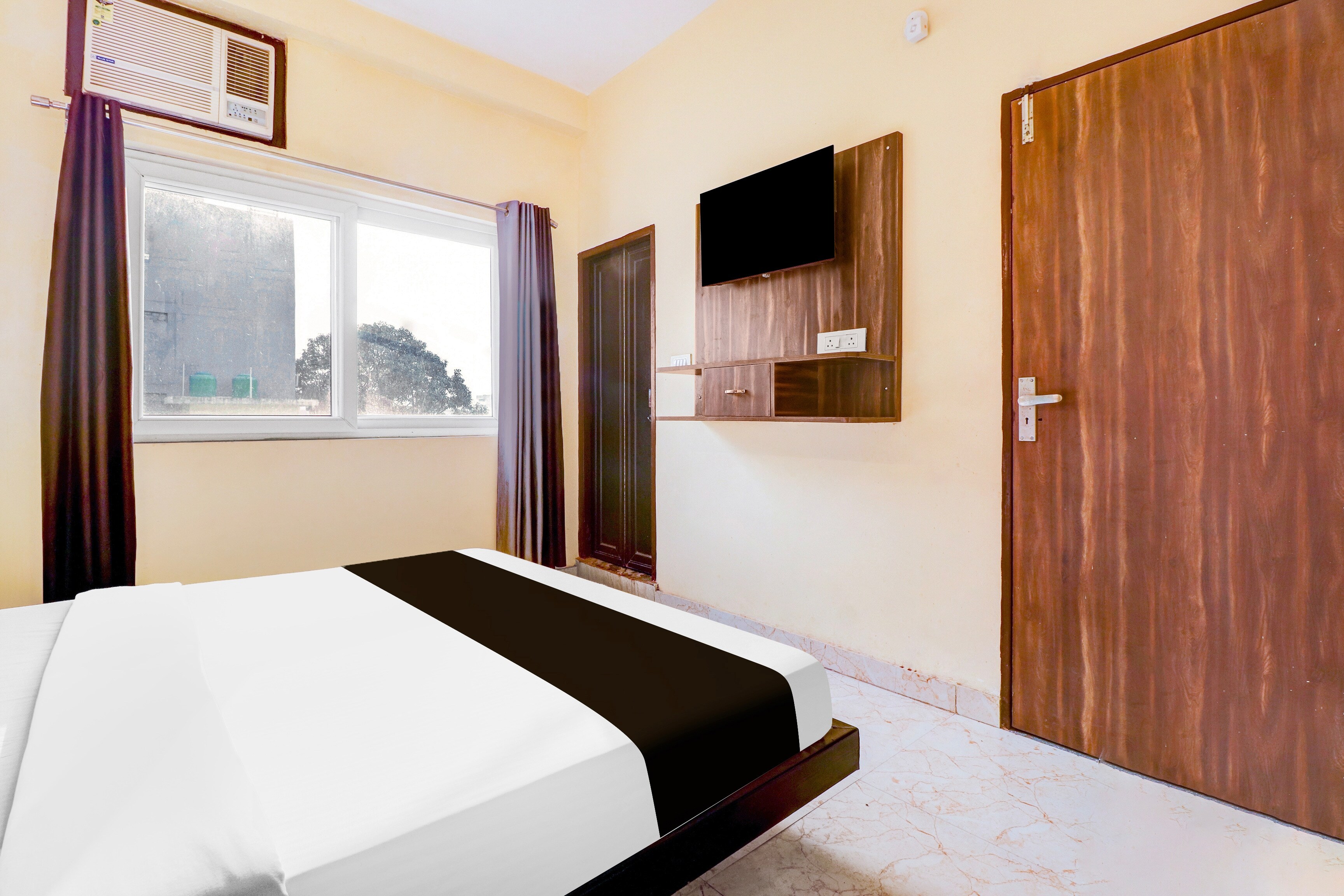 Hotel O Rishikesh Stay - Tap to explore photos