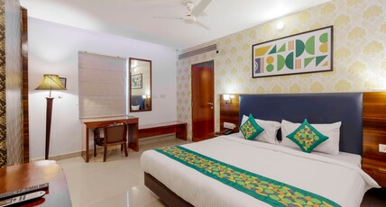 Treebo Seasons, 5 Mins To Rock Beach Room Type - Spacious Premium Room