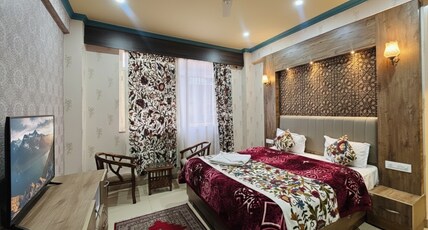 The Jamawar Room Type - Deluxe Room - Non AC