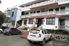 Vijaya Cottage Naidupuram | Hill-view Stay