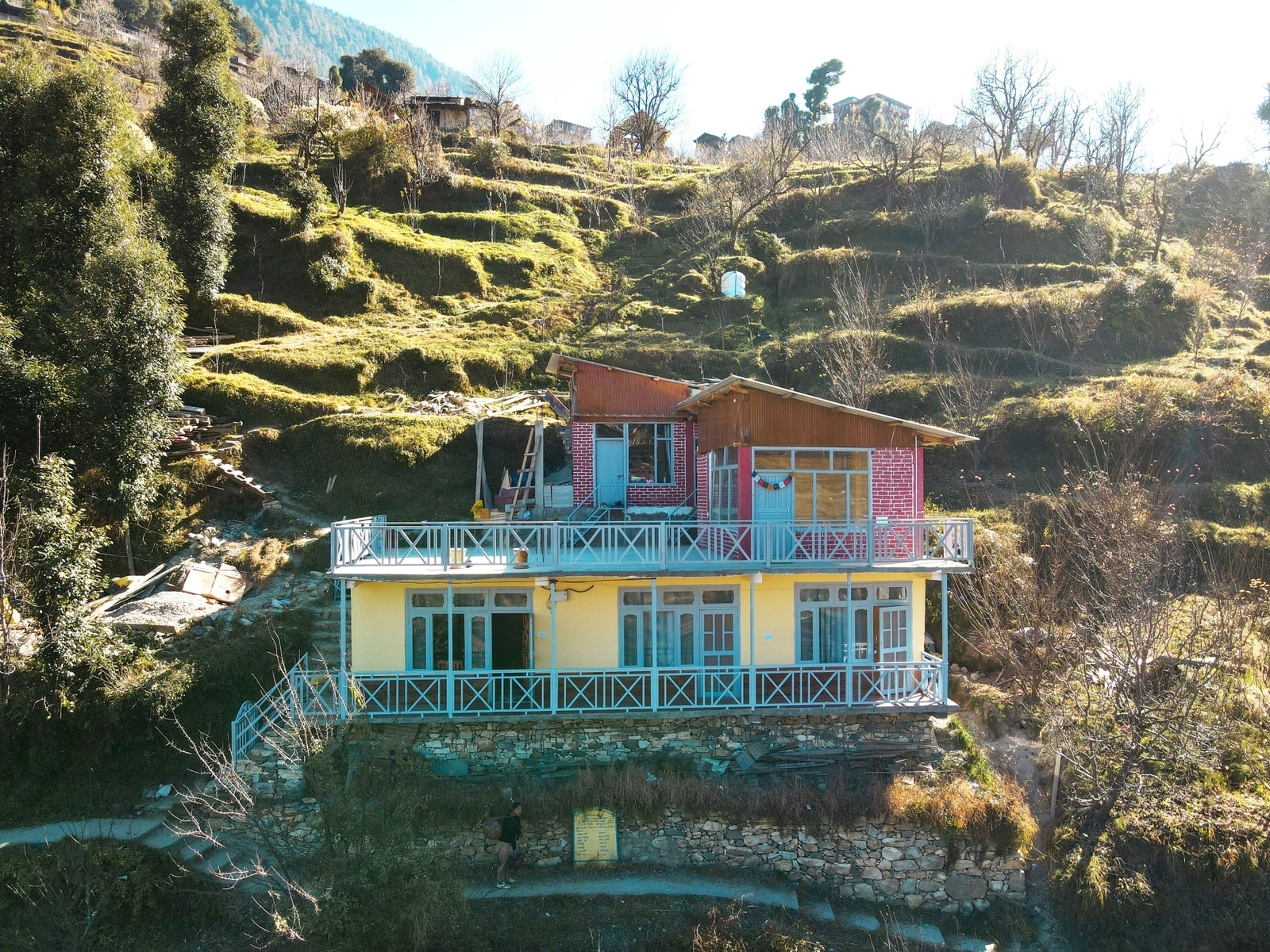 Lets Take it Easy - LTE - Tap to explore photos