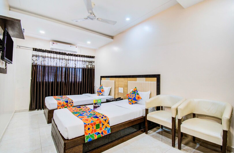 Hotel Krishna Regency - Tap to explore photos