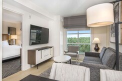 Embassy Suites Raleigh - Durham Airport/ Brier Creek