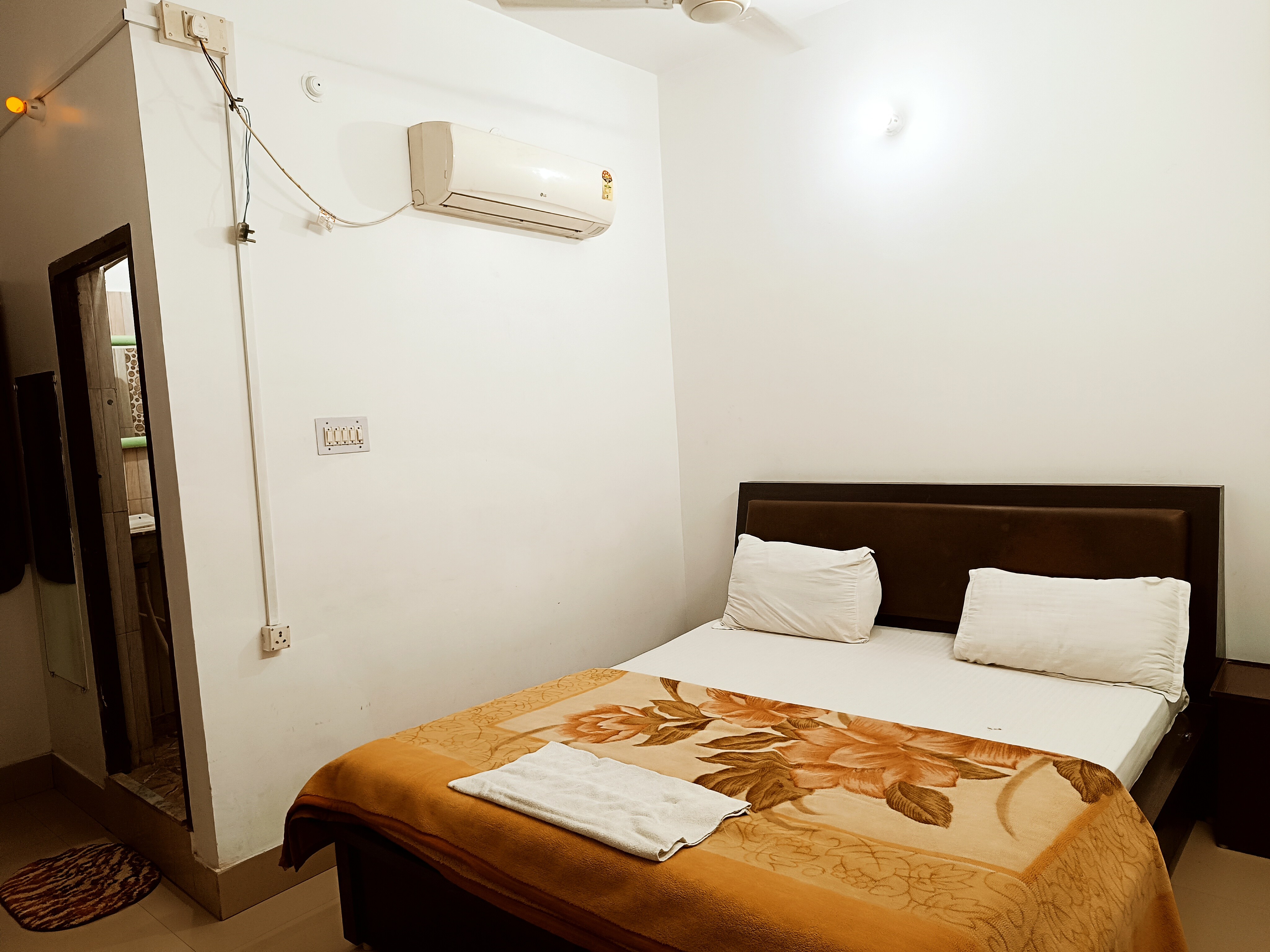 Hotel Midway & Zaika Restaurant - Tap to explore photos